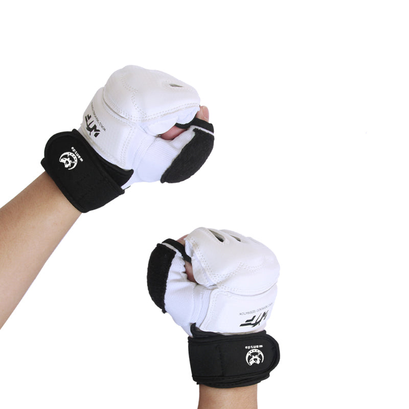 Premium Kickboxing Gloves – High Quality MMA Gloves for Muay Thai & Boxing Training – PU Leather Half Mitts for Fighters 